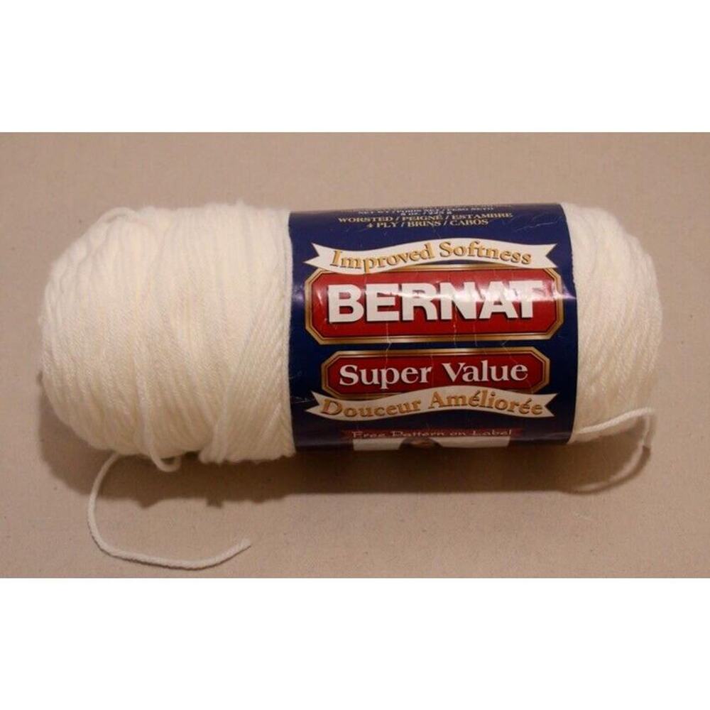 Bernat Winter White Solid Yarn Super Value Improved Softness 8 oz 100% Acrylic